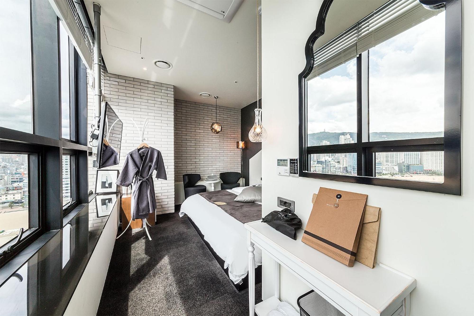 Hotel H Avenue Gwangalli Branch 2*